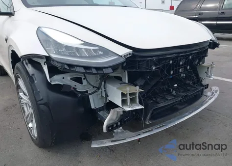 2021 Tesla Model Y Long Range Dual Motor All-Wheel Drive from USA, damaged, VIN 5YJYGDEE3MF240404